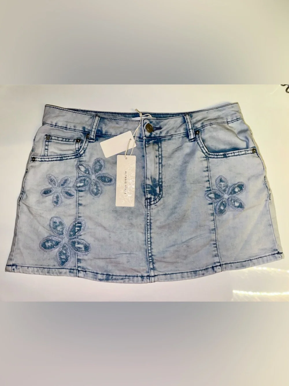 New Altard State Skirt Size M Flowers Blue Denim Mini, $68 - Picture 5 of 10
